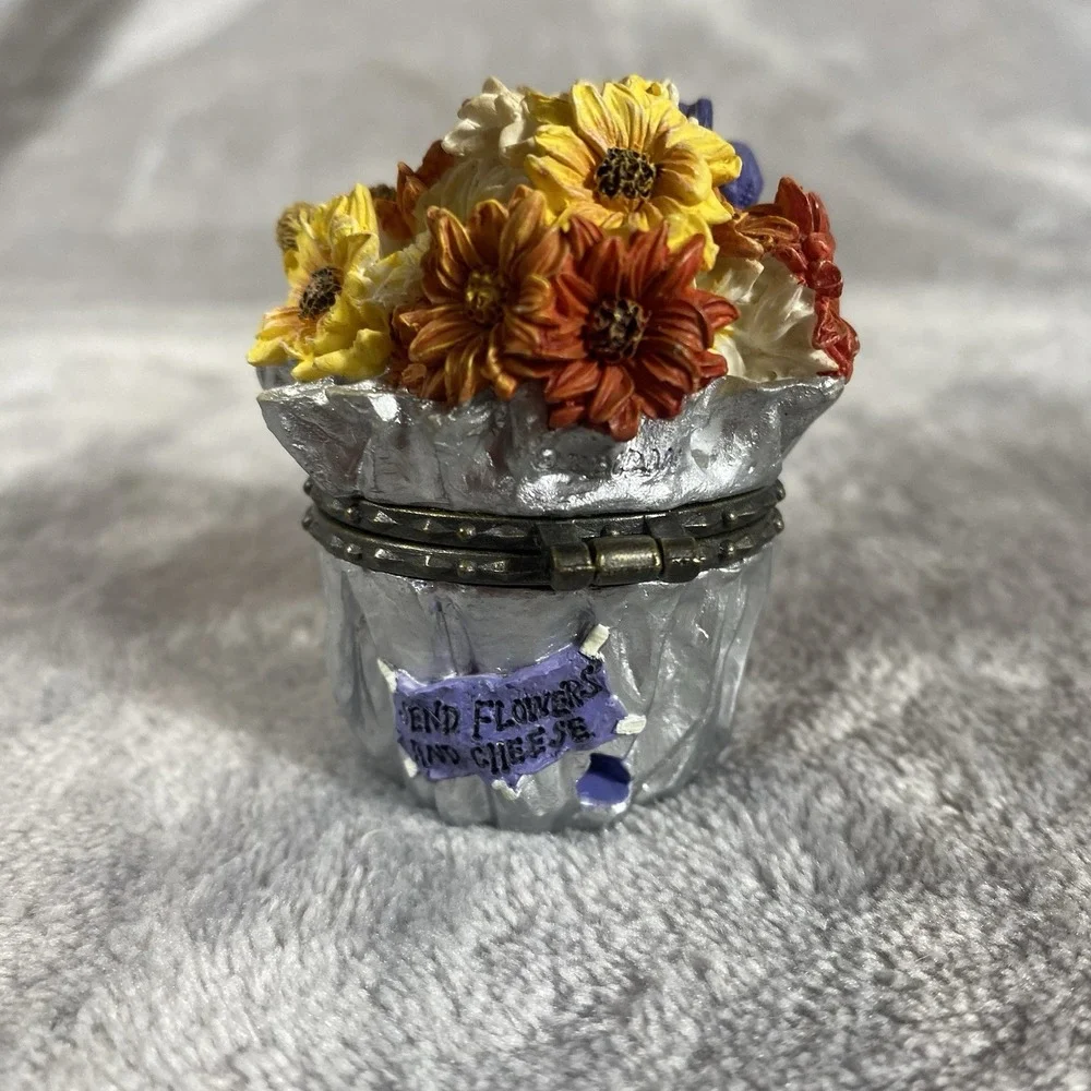 Boyd's Bears Treasure Box Trinket Floras Bloomin Daisy McNibble Mothers Day Gift
